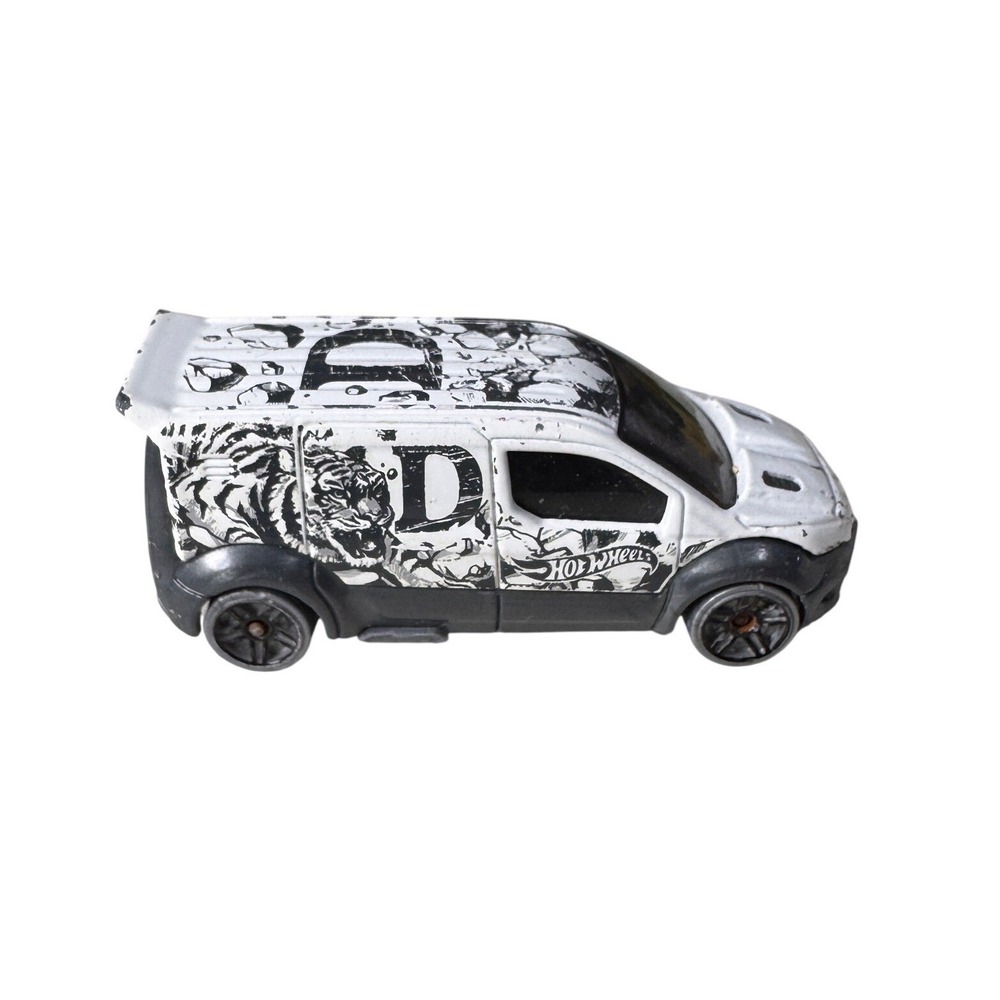 Hot Wheels Ford Transit Connect White Tiger Art Car GHC65 2019 Mattel 1:64 Scale